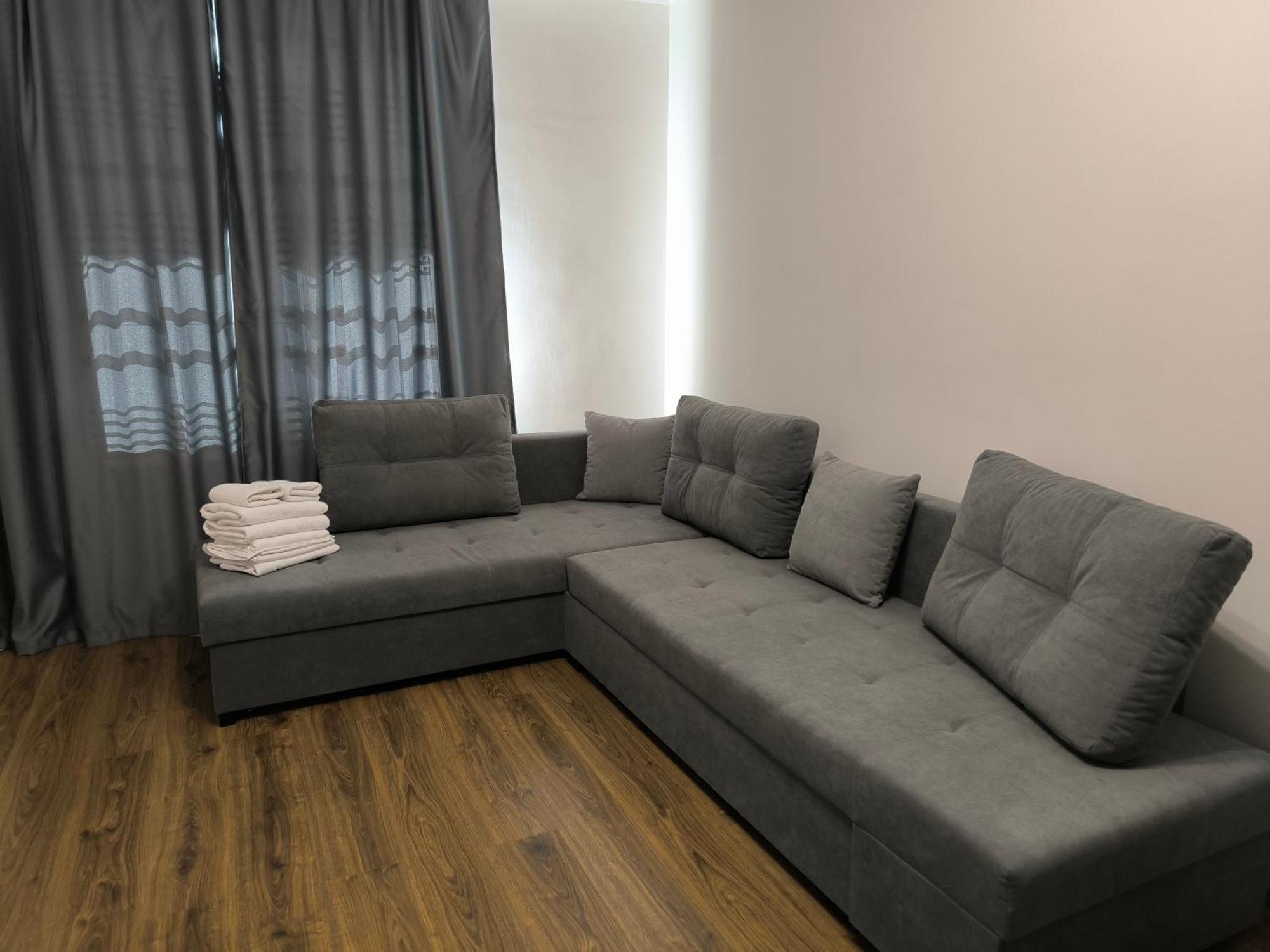 Apartments Domovik Parkaniya, 2A Mukačevo Exteriér fotografie