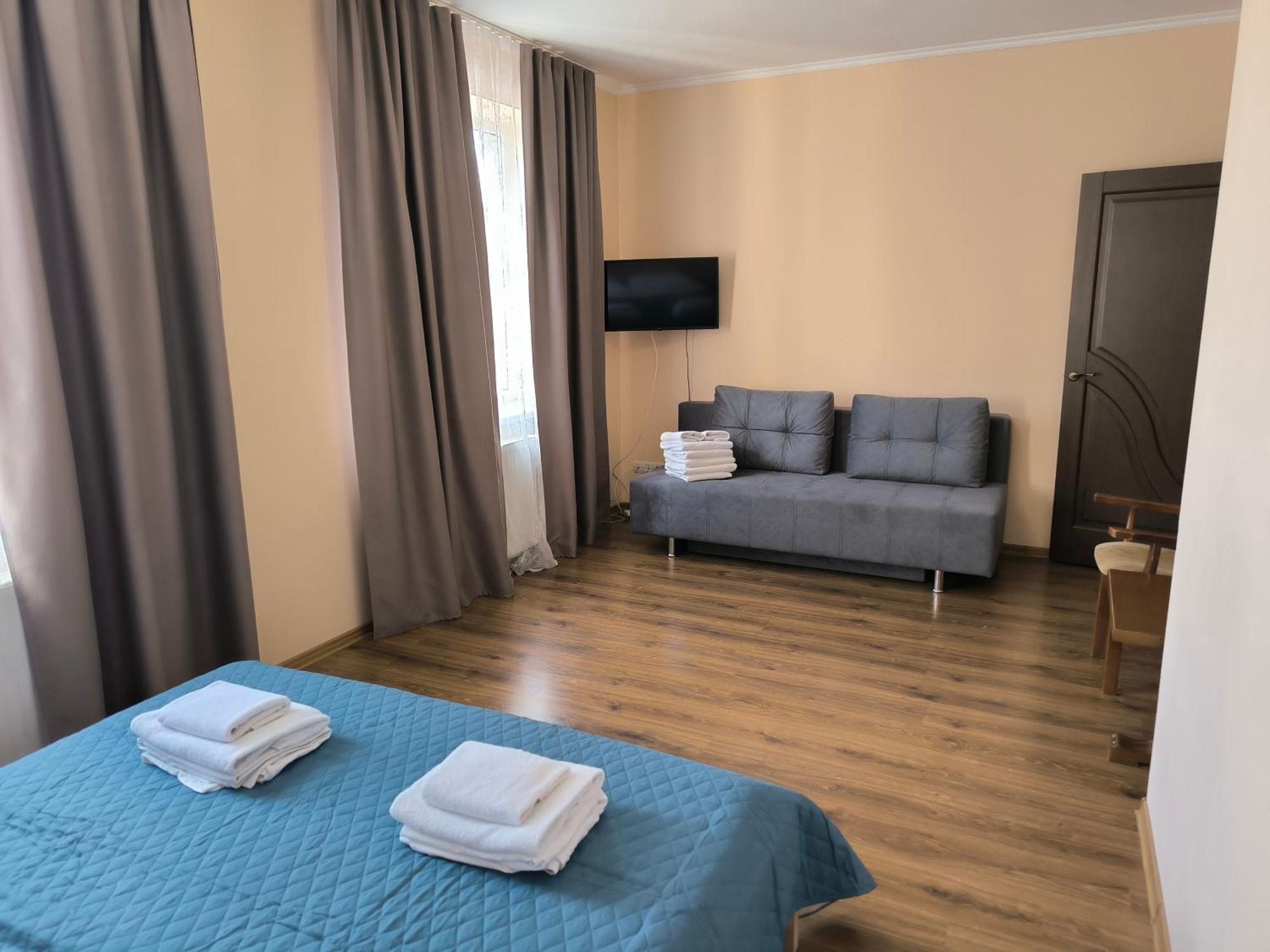 Apartments Domovik Parkaniya, 2A Mukačevo Exteriér fotografie